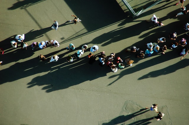 Vue aérienne de file d'attente