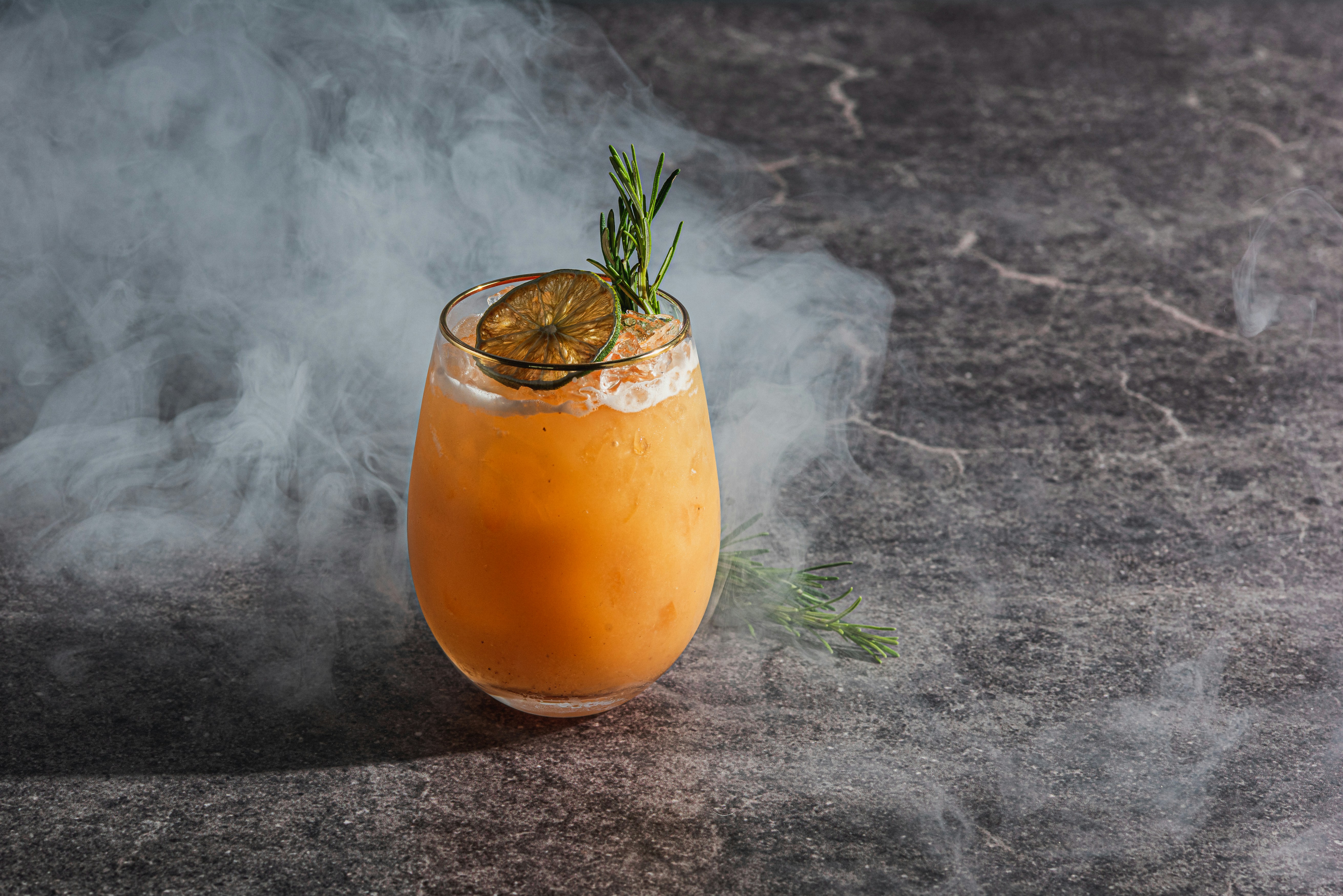 Comment faire un cocktail Casino : les étapes de la recette originale