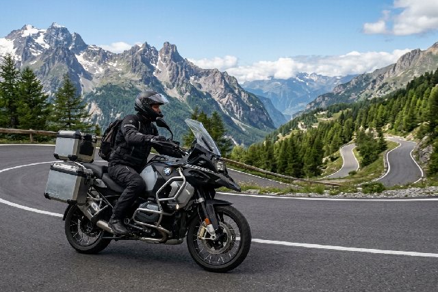 Moto touring